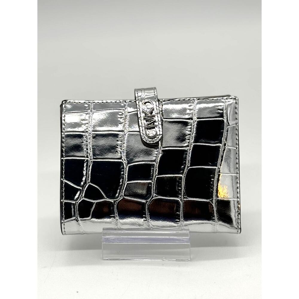Retail $128 Michael Kors Empire Crocodile Embossed Leather Passport Wallet*NWT - Picture 7 of 7